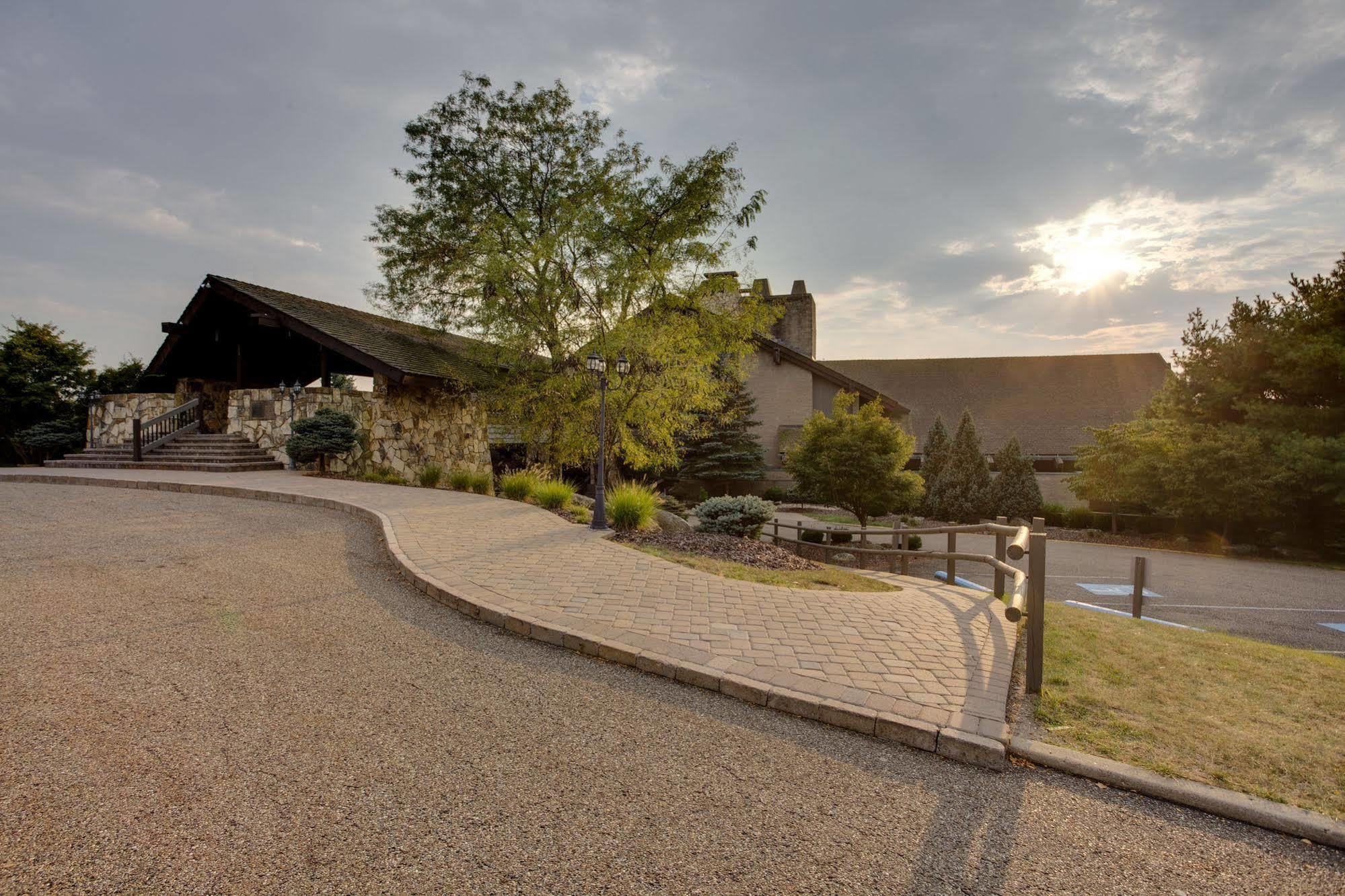Salt Fork State Park Lodge And Conference Center Кембридж Экстерьер фото